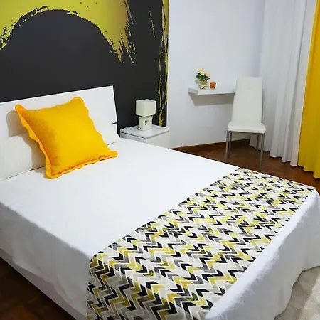 Downtown 5min Marina + 2 Bedroom + Parking Lägenhet Funchal (Madeira)