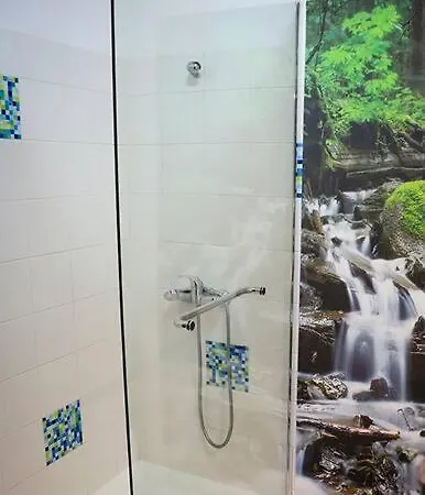 Downtown 5min Marina + 2 Bedroom + Parking *