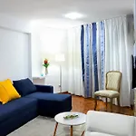 Downtown 5min Marina + 2 Bedroom + Parking Funchal (Madeira)