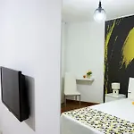 Downtown 5min Marina + 2 Bedroom + Parking