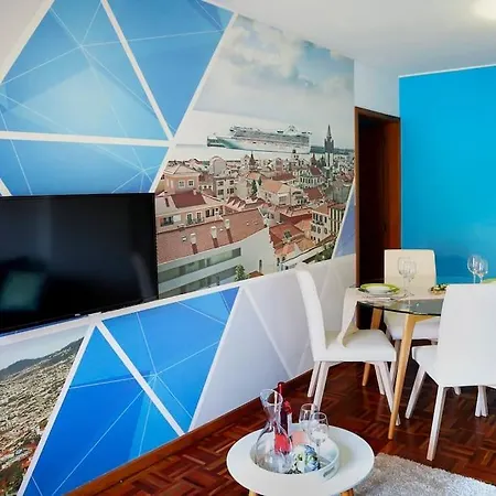Downtown 5min Marina + 2 Bedroom + Parking Daire