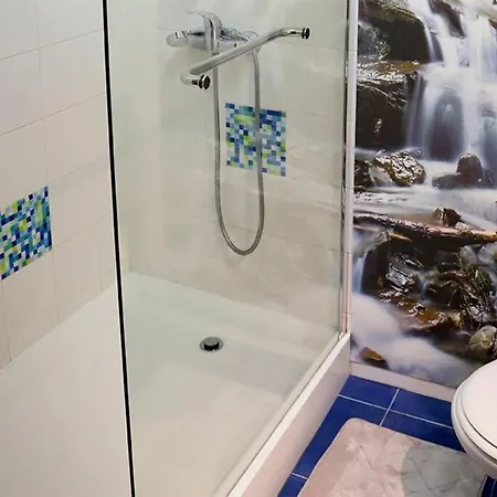 Downtown 5min Marina + 2 Bedroom + Parking Daire *