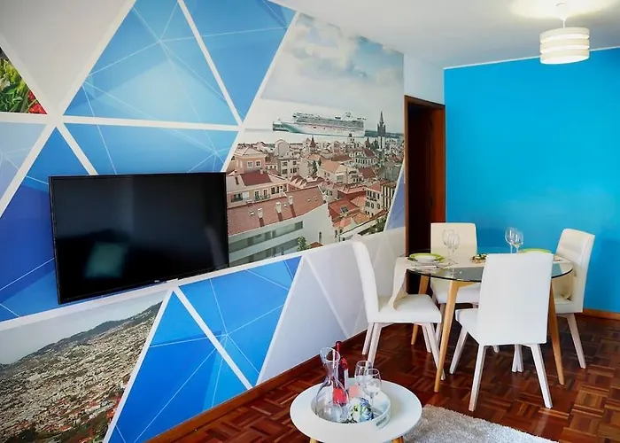 Downtown 5min Marina + 2 Bedroom + Parking Appartement